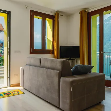 Balcone Dei Limoni نيسّو