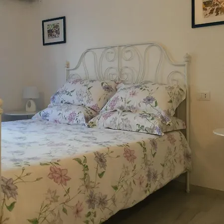 Balcone Dei Limoni نيسّو