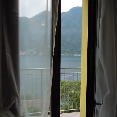 Apartman Balcone Dei Limoni *